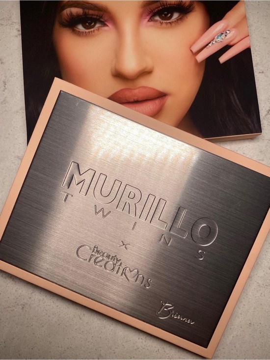 Beauty Creations Other - Beauty Creations Nude Pink & Peach Eyeshadow Palette